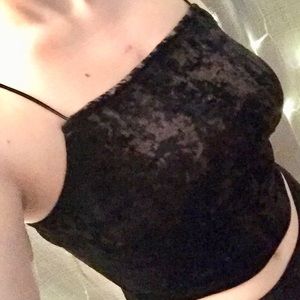 🌑BLACK VELVET WILD FABLE CROPED CAMI🌑